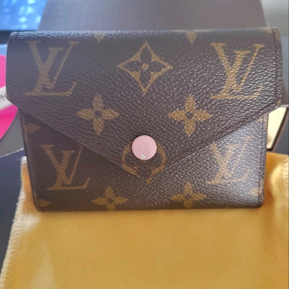 LV Victorine Wallet Rose Ballerine